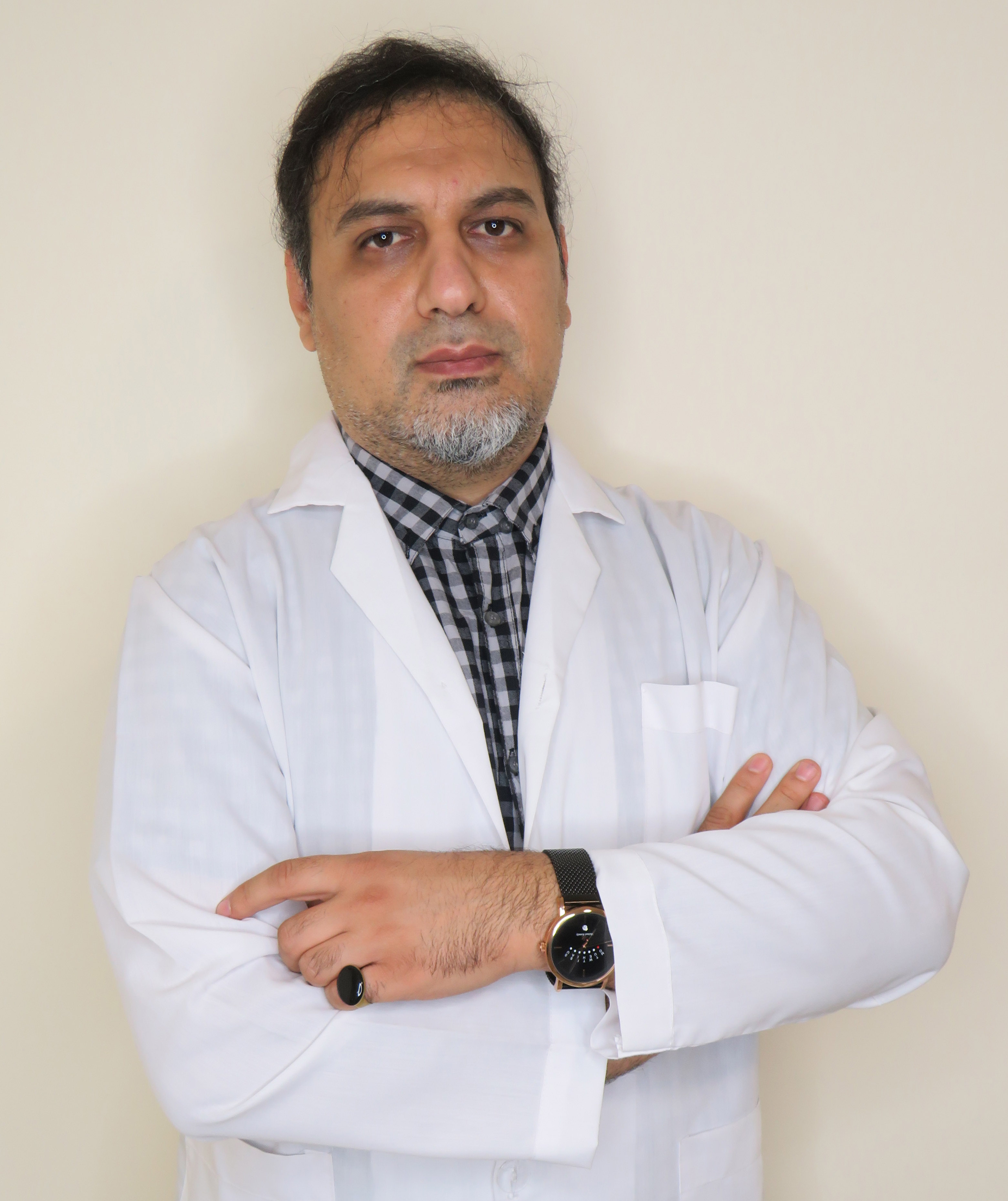 رزرو نوبت دکتر اسماعیل خانلری
